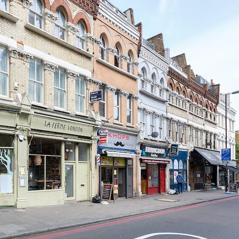 Take a walk around your local area, Farringdon, to find shops and cafés
