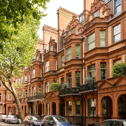Stay on the top floor of a Victorian townhouse in the heart of Chelsea,