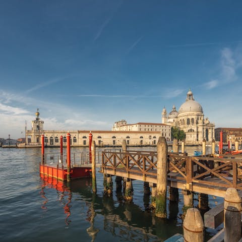 Wander down to the water and soak up the inimitable atmosphere of this uniquely historic city