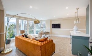 Contemporary Chiswick image 10