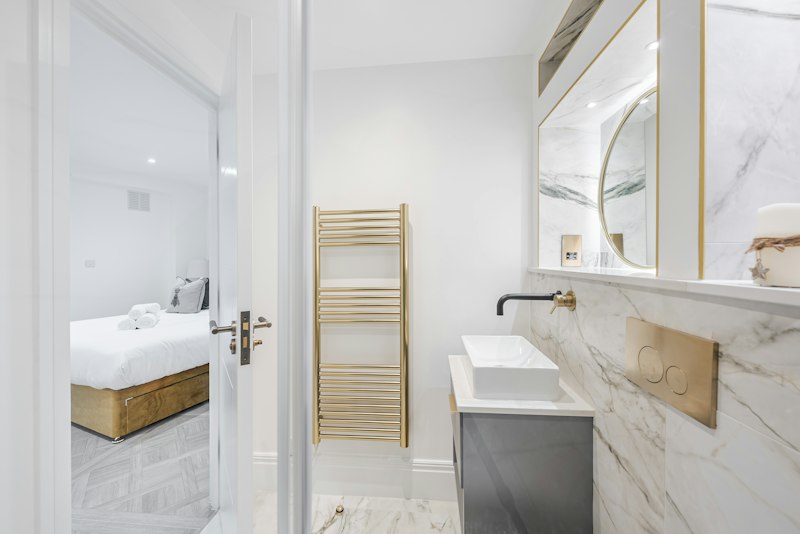 Contemporary Chiswick additional image