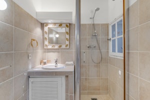 Riviera Style image 7