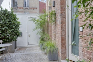 Montmartre's Hidden Gem image 9