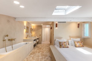 Saint Tropez Dreamer image 12