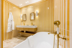 Saint Tropez Dreamer image 6