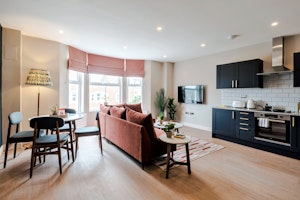 London Delight image 1