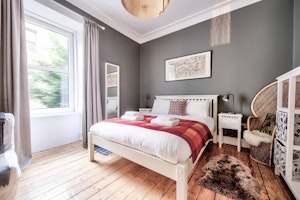 Tollcross Treasure image 9