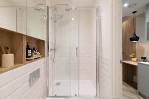 Sloane Pearl image 11