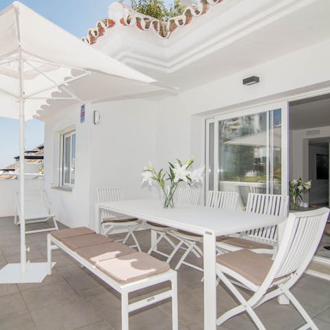 Make breakfasts of Spanish tortilla extra special by dining alfresco on the balcony