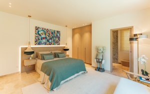 Riviera Refuge image 11