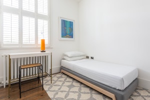 Townhouse Elegance image 13
