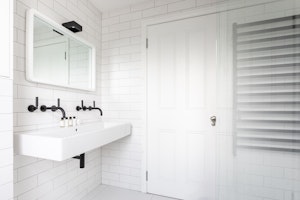 Townhouse Elegance image 10