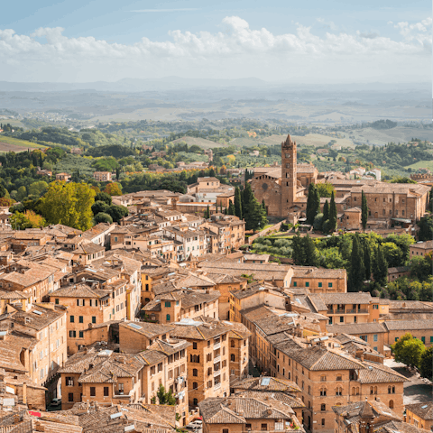 Take a day trip to Siena, just an hour's drive away