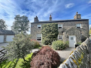 Casterton Gardens image 10