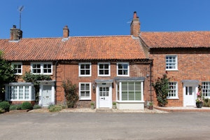 Grace & Charm image 11