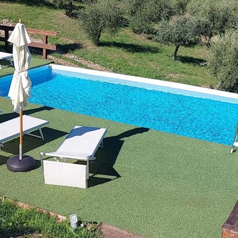 Cool off from the Tuscan sunshine with a dip in the pool 