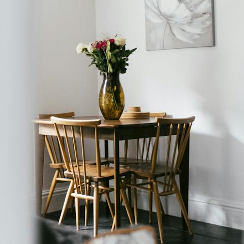 Tuck into fish and chips at the dining table, then break out the board games for a fun-filled night