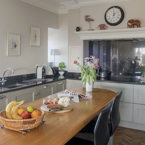 Gather around the kitchen each morning for coffee, fruit and fresh pastries to discuss the day's adventures 