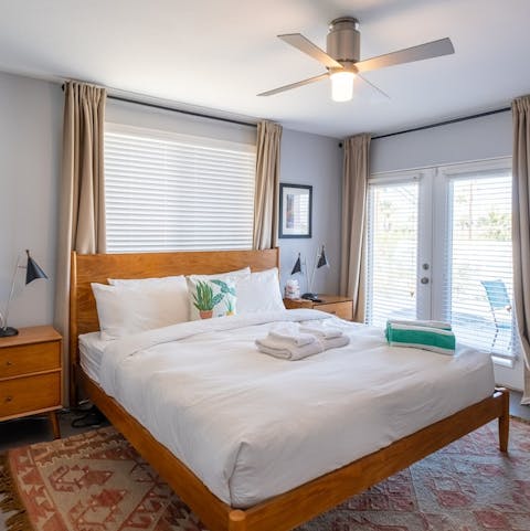 Sleep well in the large bedrooms