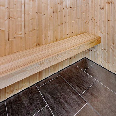 Start your day with a steam in the three-person sauna