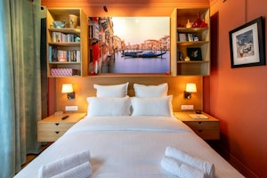The Art In Montmartre image 10