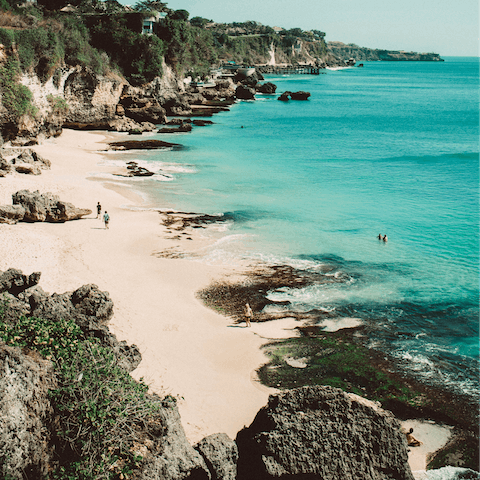 Walk thirty-one minutes to the gorgeous beach