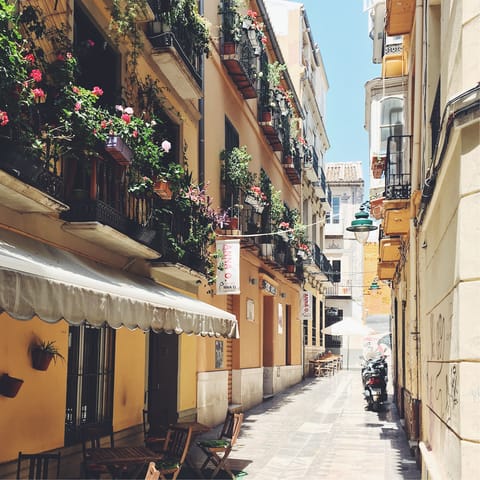 Head out and explore the historic heart of Malaga from this prime location