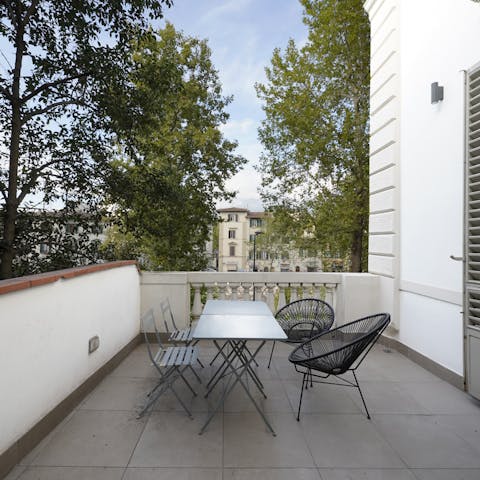 Dine in Italian alfresco style on the balcony