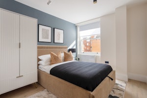 Bloomsbury Heart image 7