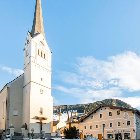 Stroll twelve minutes to visit the Church of Jakob und Martin in Rauris town centre