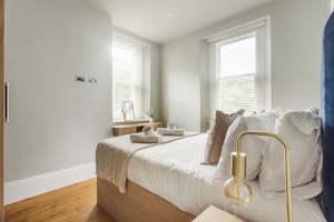 A London Morning image 10