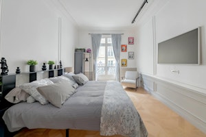 Trocadero Bliss image 2