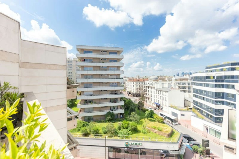 Light of Levallois additional image