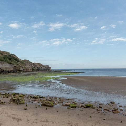 Walk fourteen-minutes to the beautiful Sandsend Beach