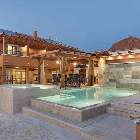 Spend your evenings unwinding in the jacuzzi