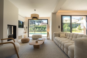 Riviera Echo image 1