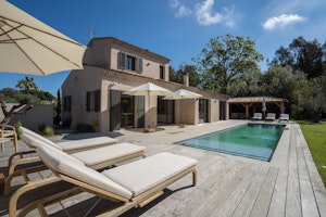 Riviera Echo image 9