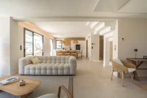 Riviera Echo image 4