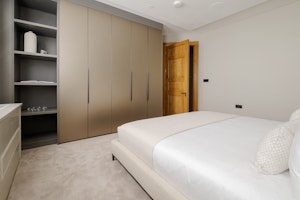 The Mayfair Set image 3