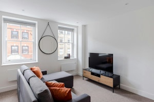 Bloomsbury Life image 2