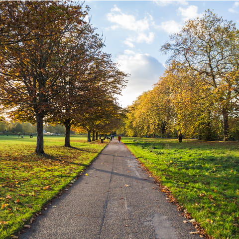 Take a morning stroll through Hyde Park, three minutes away on foot