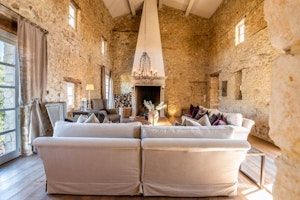Vineyard Breeze image 14