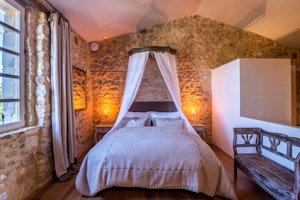 Vineyard Breeze image 2