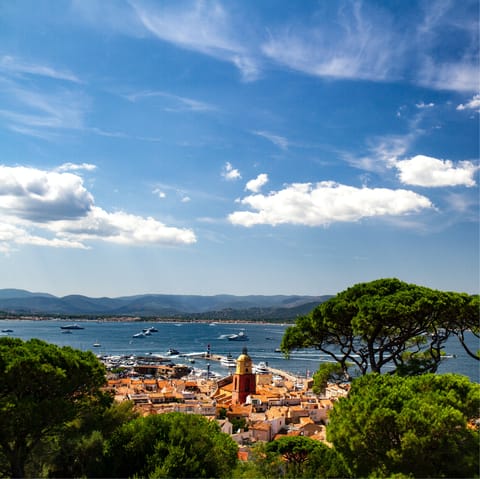 Stroll around the heart of Saint Tropez with an ice cream in hand