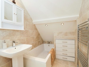Cotswold Wildlife image 12