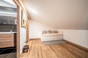 Pine & Perrier image 9