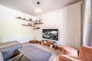 Pine & Perrier image 6