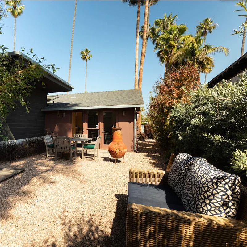 Spend balmy evenings drinking and dining in the garden