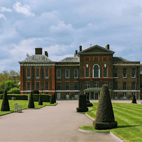 Begin your day with a refreshing walk through Kensington Gardens