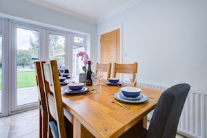 Howe Green Haven image 13